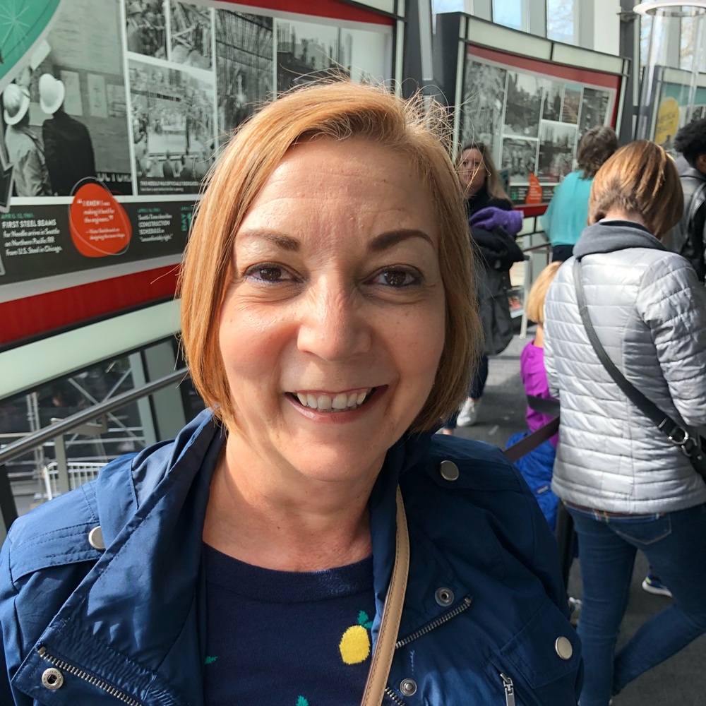 Meet your Posher, Mayra